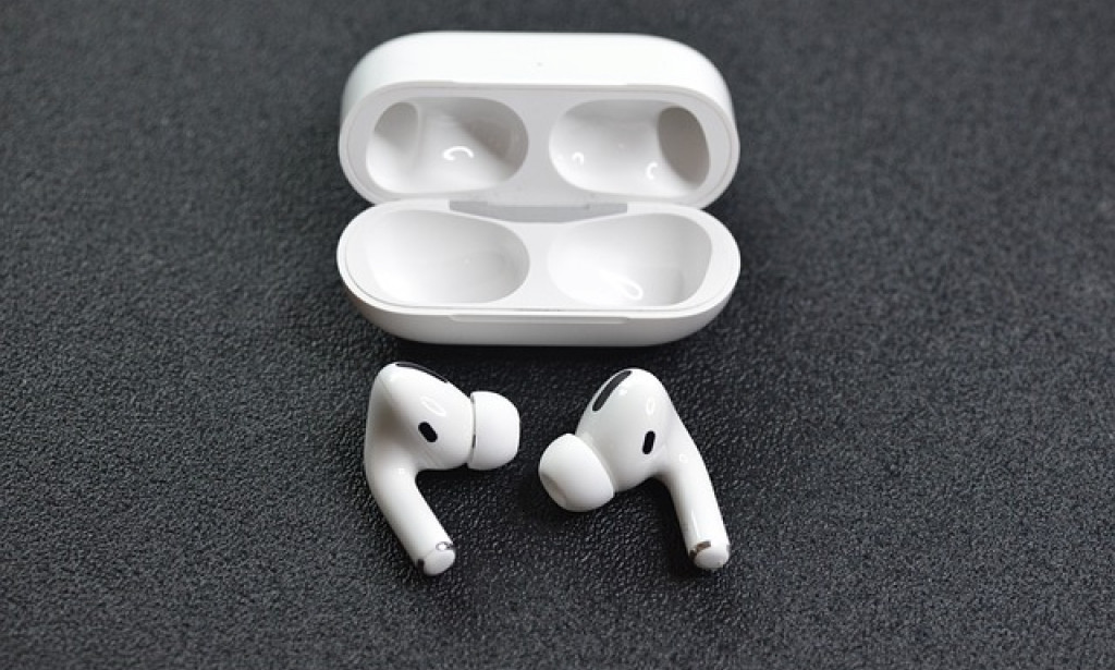Top 10 Features Of Apple Airpods Pro